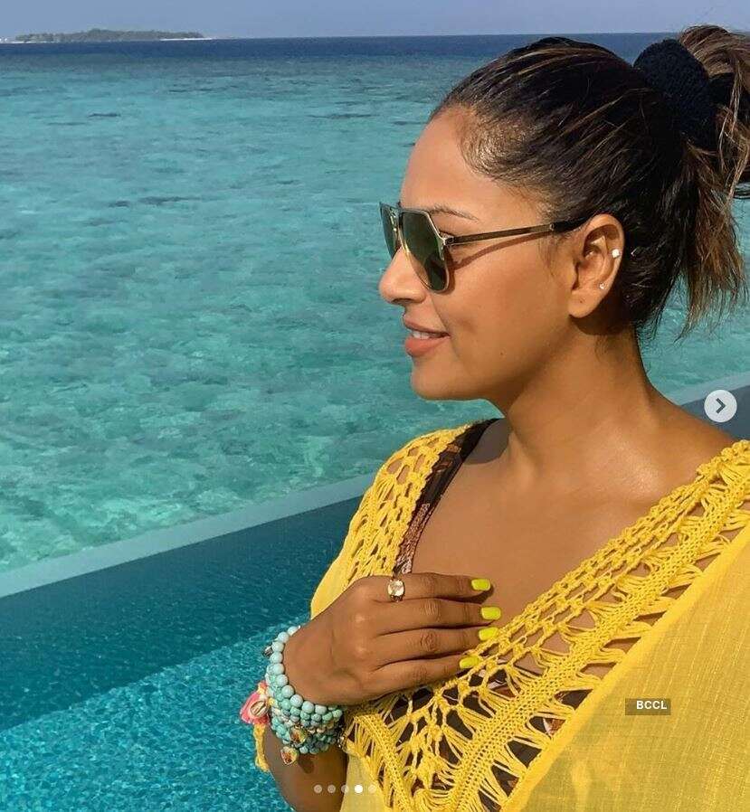 Bipasha Basu and Karan Singh Grover's holiday pictures from Maldives go viral