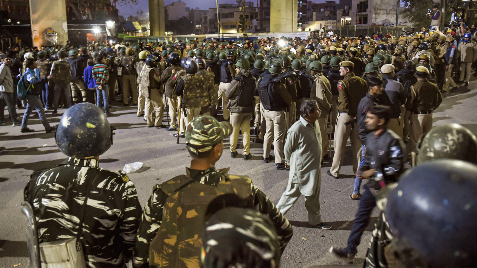 Situation calm after clash between supporters and opponents of CAA ...