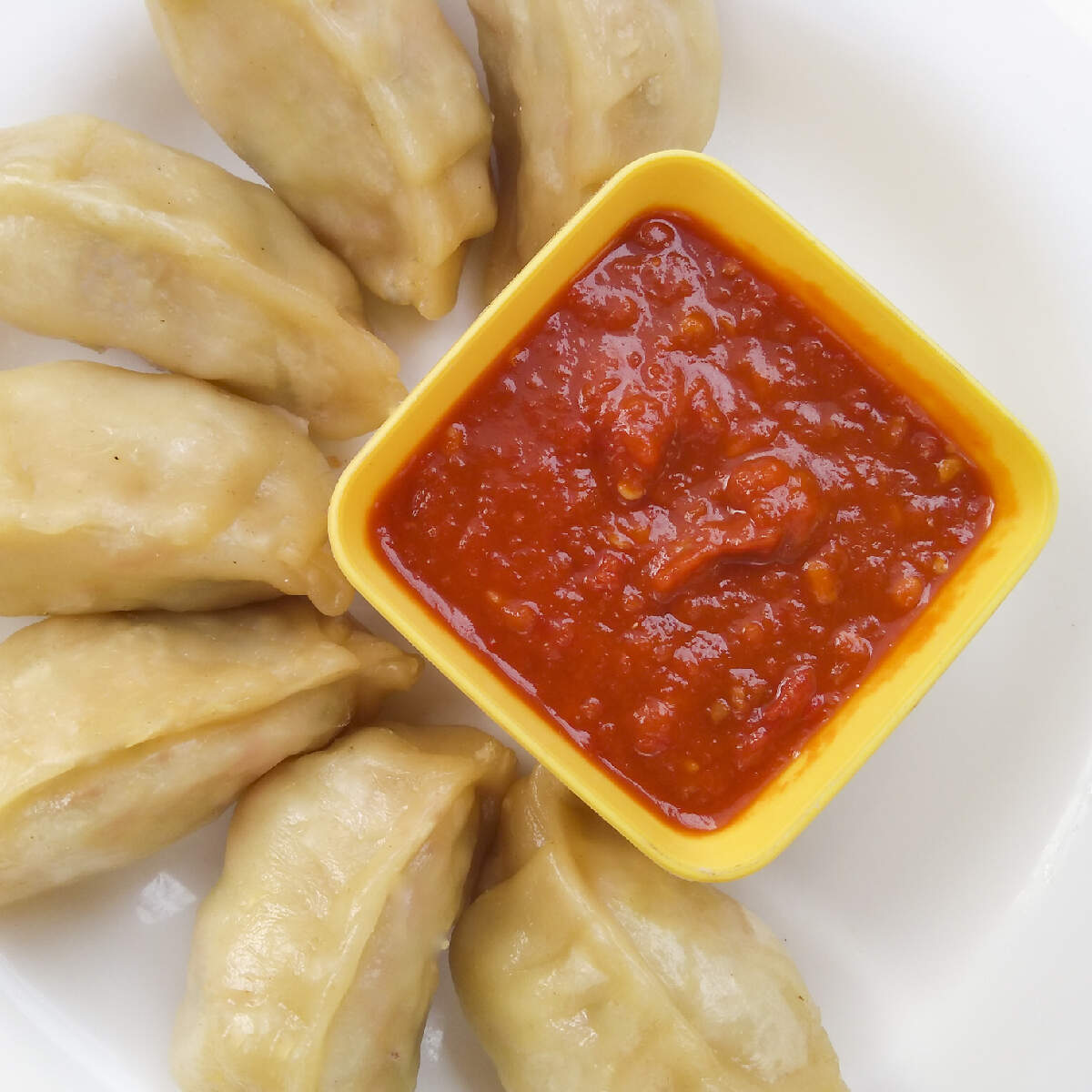 Momos