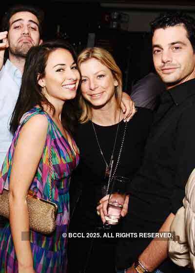 DJ Greg's performance