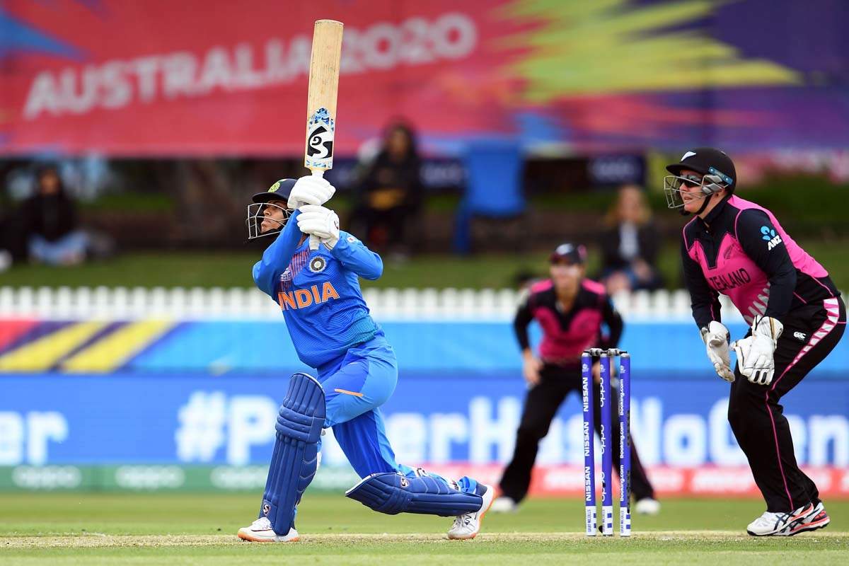 India beat New Zealand to enter semi finals in the Women's T20 World Cup
