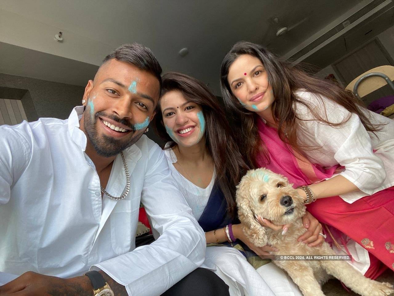 Viral pictures of Hardik Pandya & his fiancee Natasa Stankovic's Holi celebrations