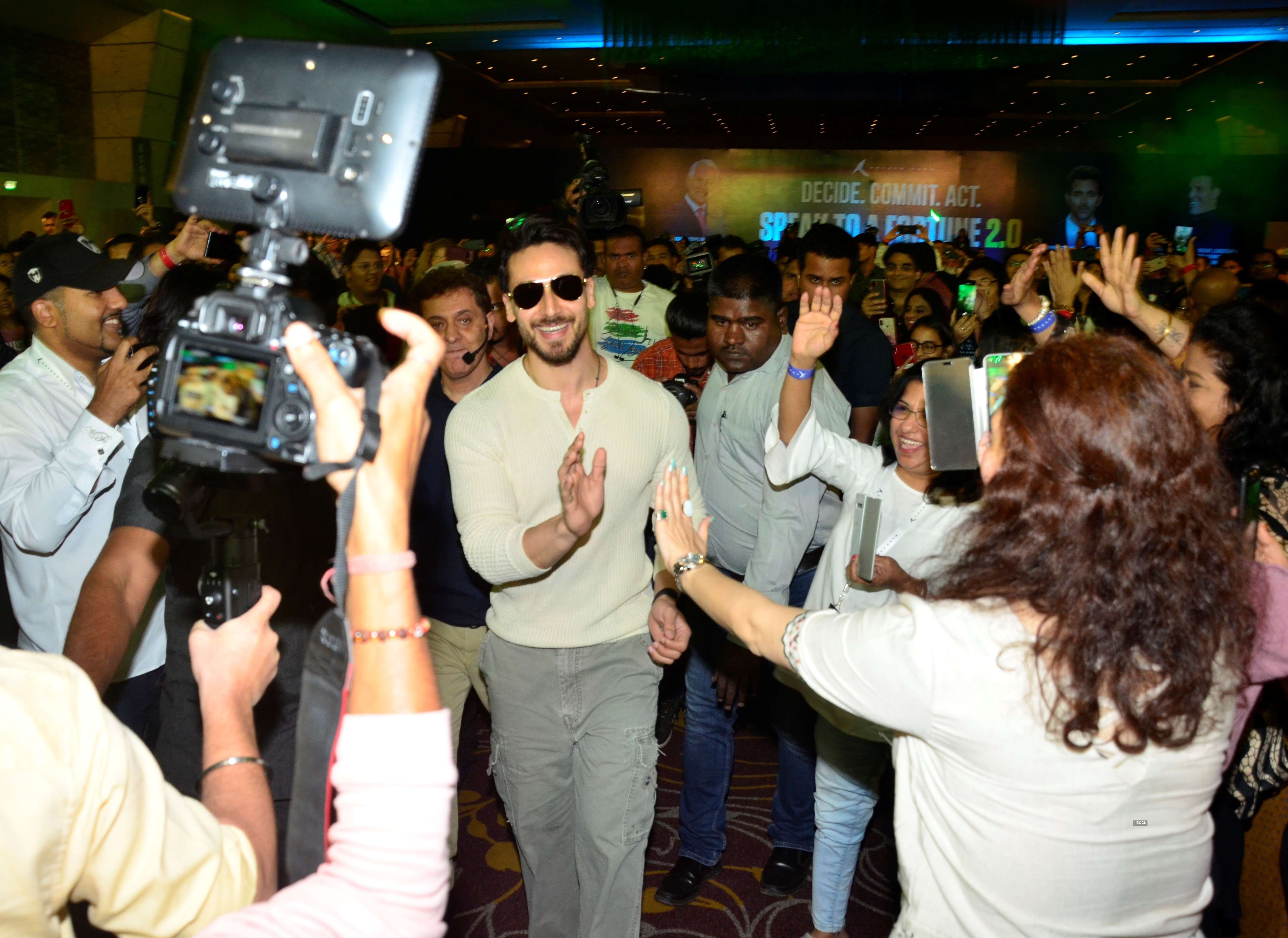 In Pics: Tiger Shroff at the ‘The Incredible You’ – A mega coaching event by Coach Arfeen Khan