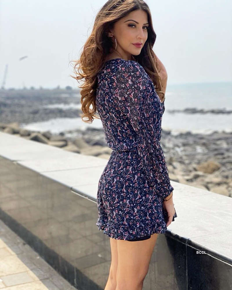 Bewitching photoshoots of IPL anchor Karishma Kotak you simply can’t miss!