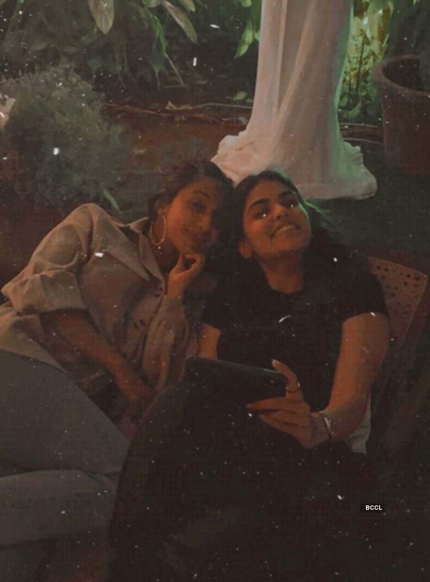 Inside pictures from Alia Bhatt's exciting birthday party