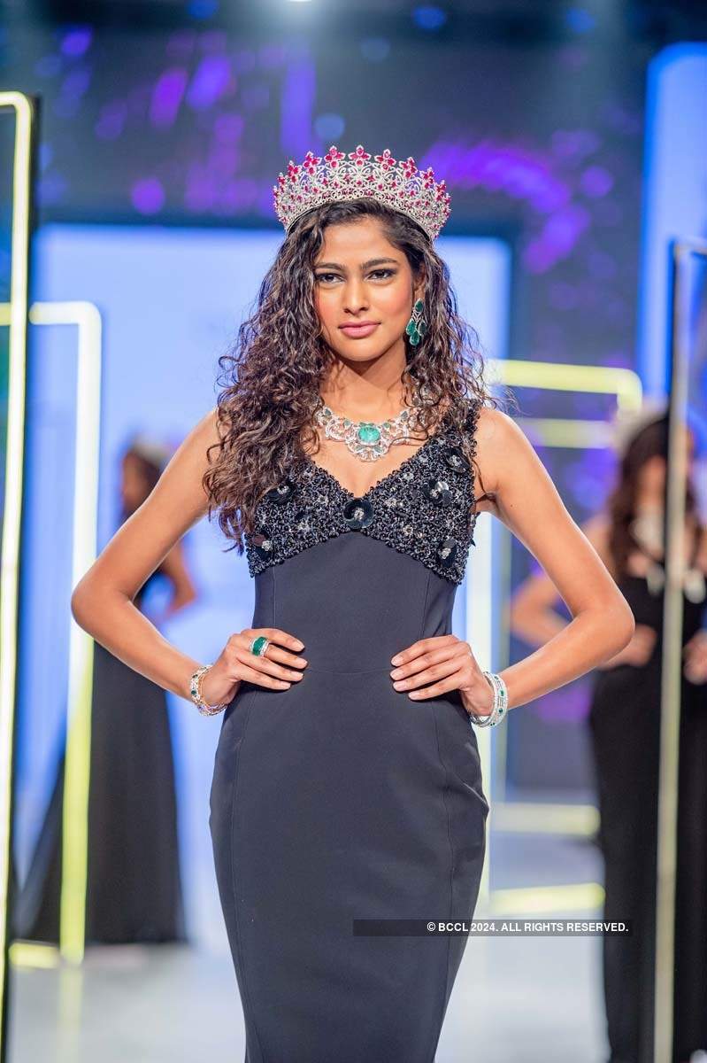 Bombay Times Fashion Week: Day 2 - Jewels By Queenie