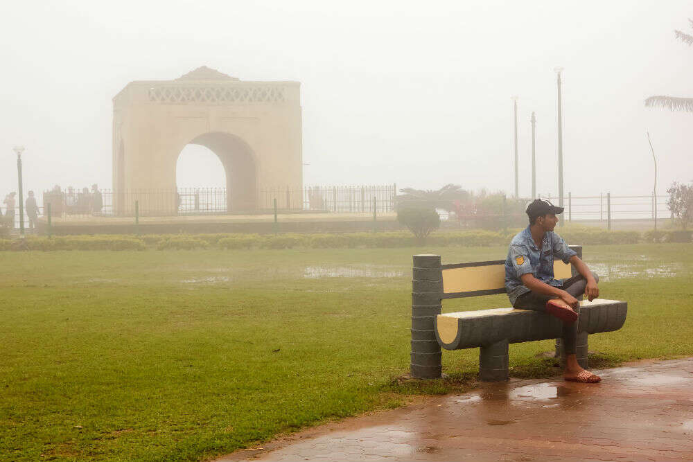 Tourist sites in Hampi, Kodagu closed to the public; The Golden Chariot train is not running at the moment Tourist sites in Hampi, Kodagu closed to the public; The Golden Chariot train is not running at the moment