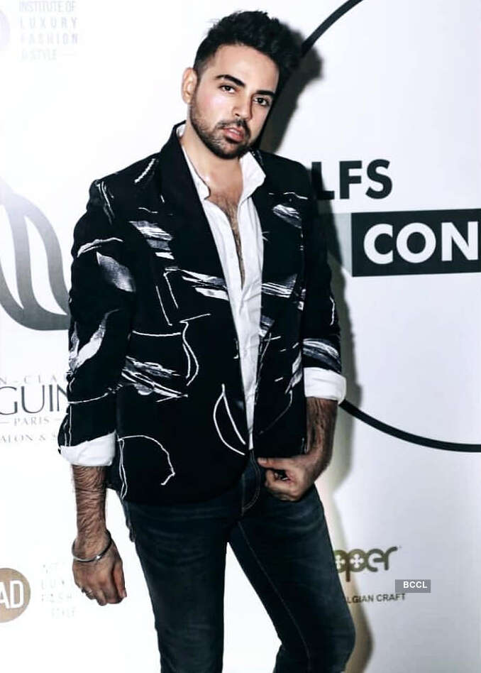 Nishankh Sainani's Pictures