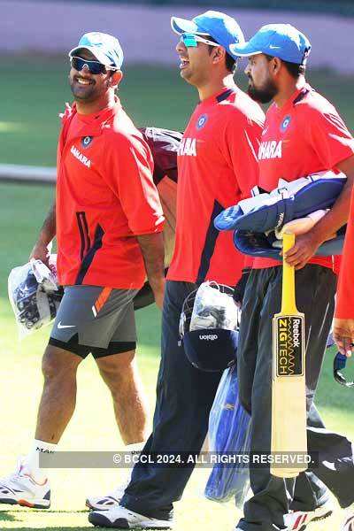 Cricketers practice for World Cup 2011