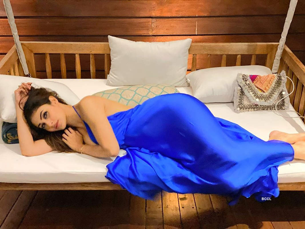 Mouni Roy's Pictures: Captivating photo shoots of Bollywood actress &a...