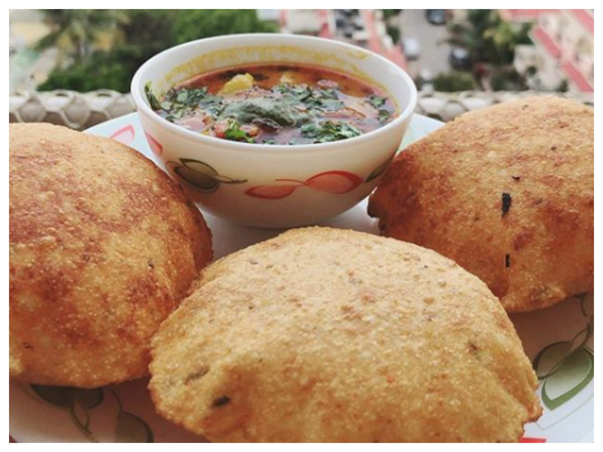 Bedmi Puri Recipe & Health Benefits