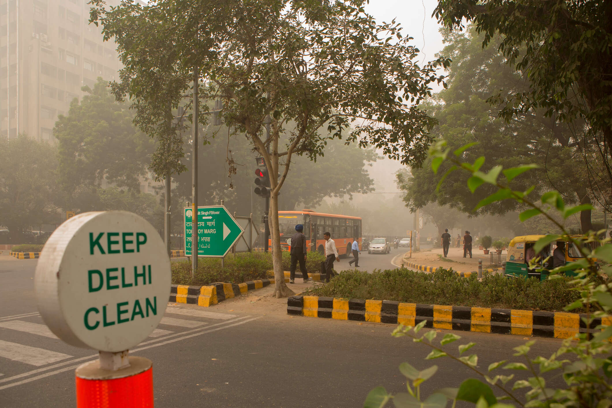 Air quality improves in New Delhi and other Indian cities during Coronavirus lockdown Air quality improves in New Delhi and other Indian cities during Coronavirus lockdown