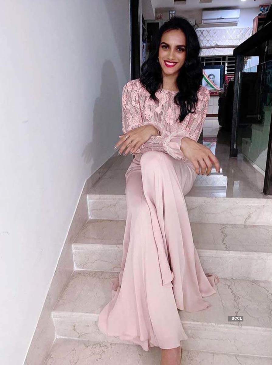 PV Sindhu shows off her fashion-savvy side in these stunning pictures