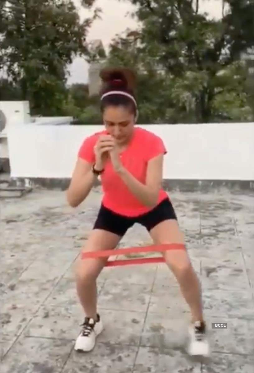 Table tennis star Manika Batra shares workout pictures to motivate fans to stay fit amid lockdown