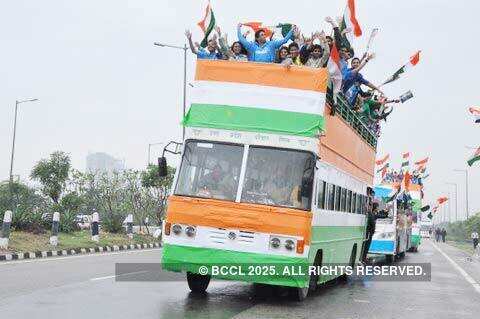 Anand shoots for 'World Cup' song 