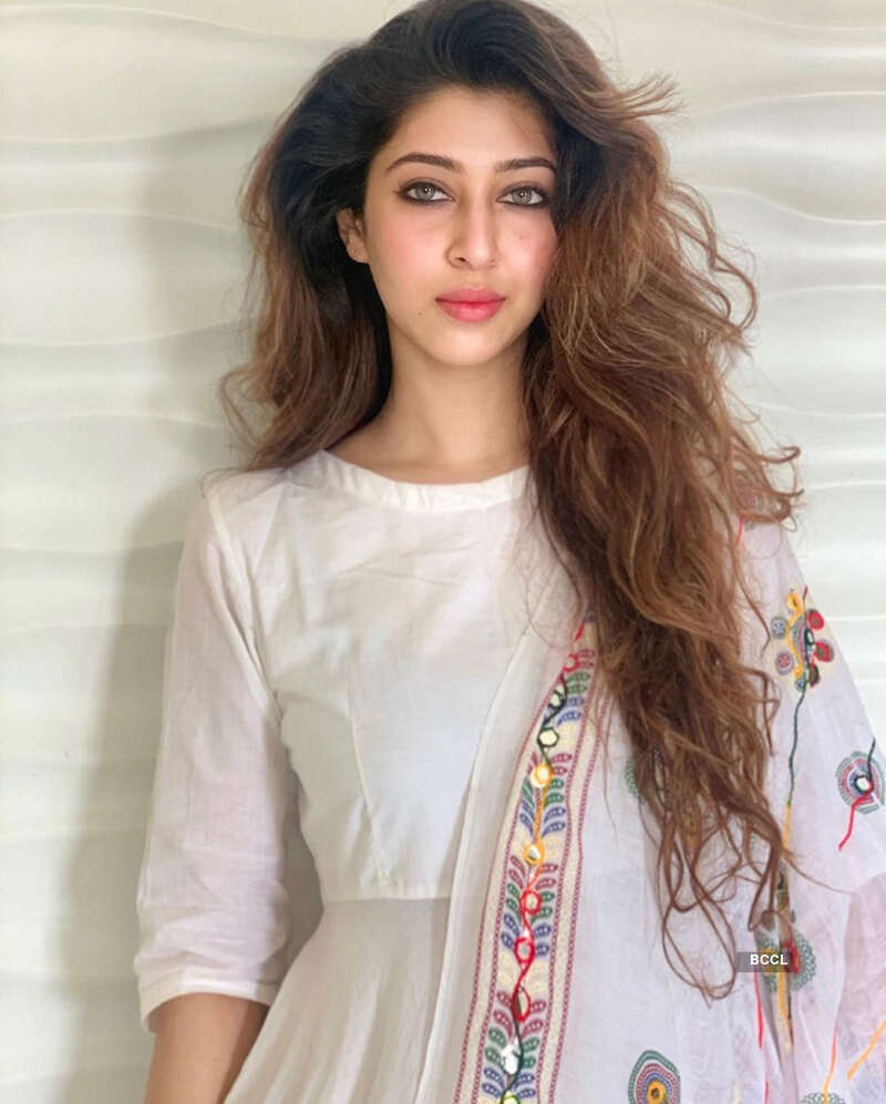 <BR> is turning heads with her bewitching pictures <BR> is turning heads with her bewitching pictures
