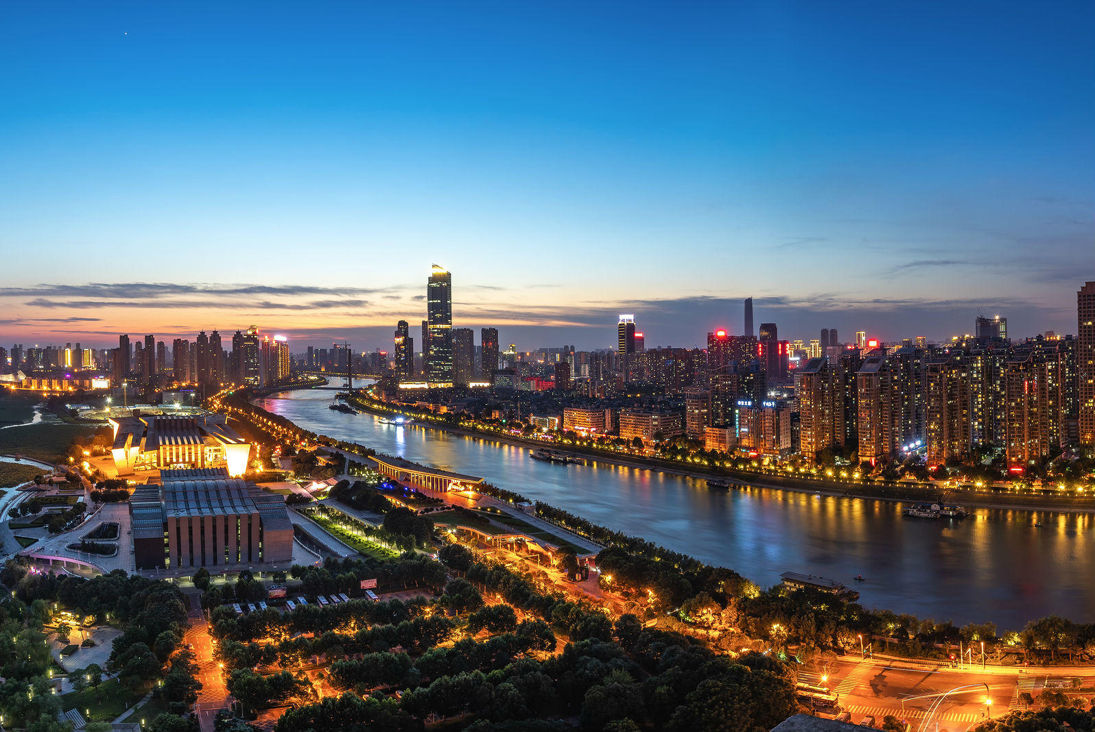 Wuhan sees hope as residents are allowed to travel