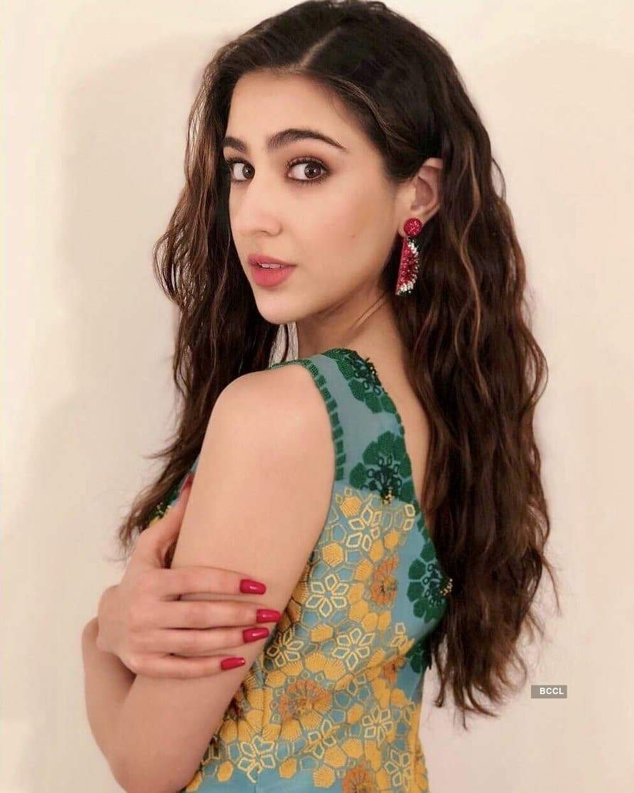 Amazing Transformation Pictures Of Sara Ali Khan Are Breaking The