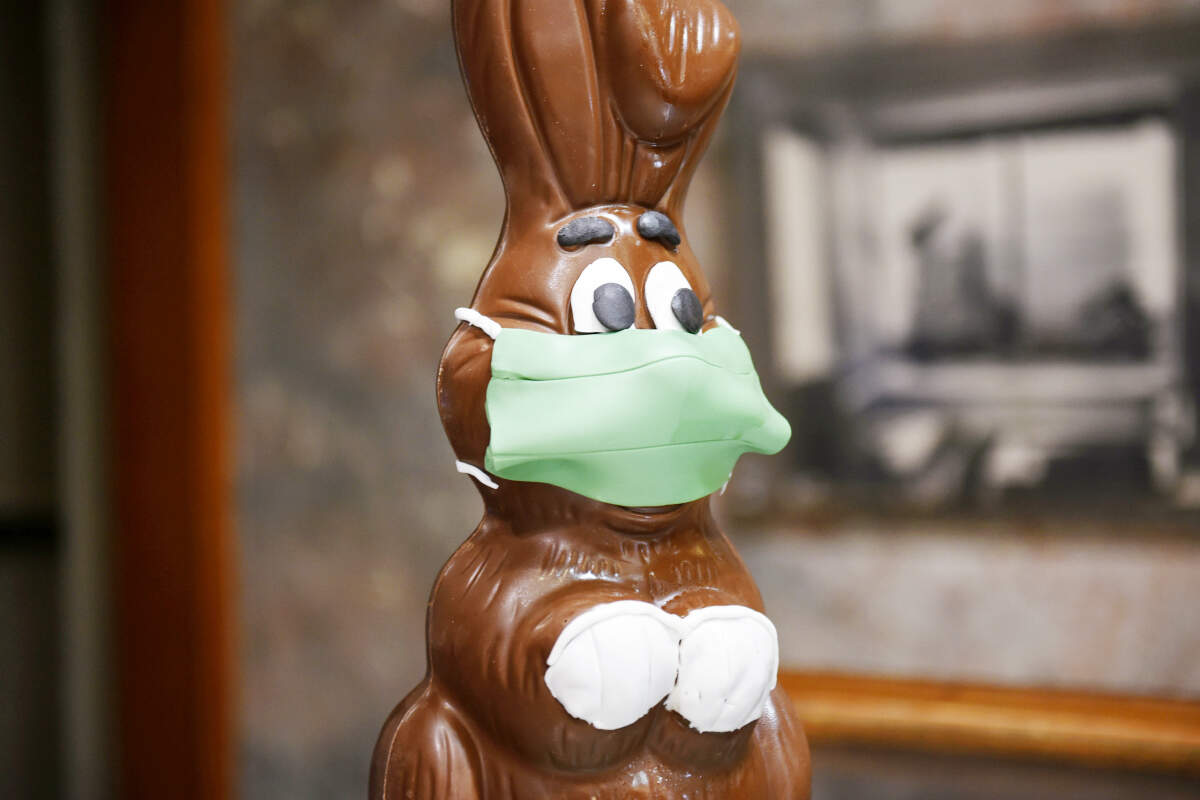 Pictures of Easter Bunnies spreading awareness during the Covid-19 outbreak are too cute to be missed!