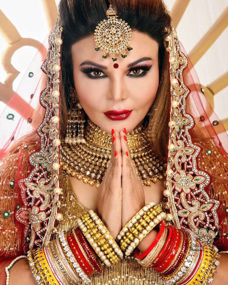 Rakhi Sawant shares first pictures from her wedding, gets brutally trolled
