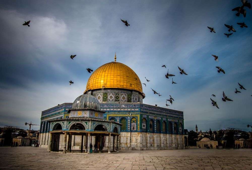 Jerusalem's Al-Aqsa Mosque to stay closed during Ramadan due to COVID-19 crises | Times of India ...