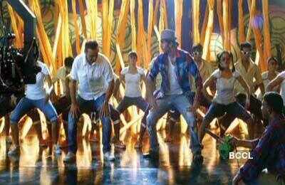 Ranbir's dance lessons to Veeru