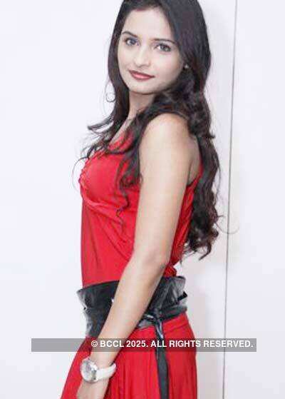 Promo: 'Hair Is Falling'