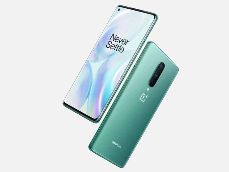 Rear camera: OnePlus 8 offers triple camera while Apple iPhone SE has a single lens