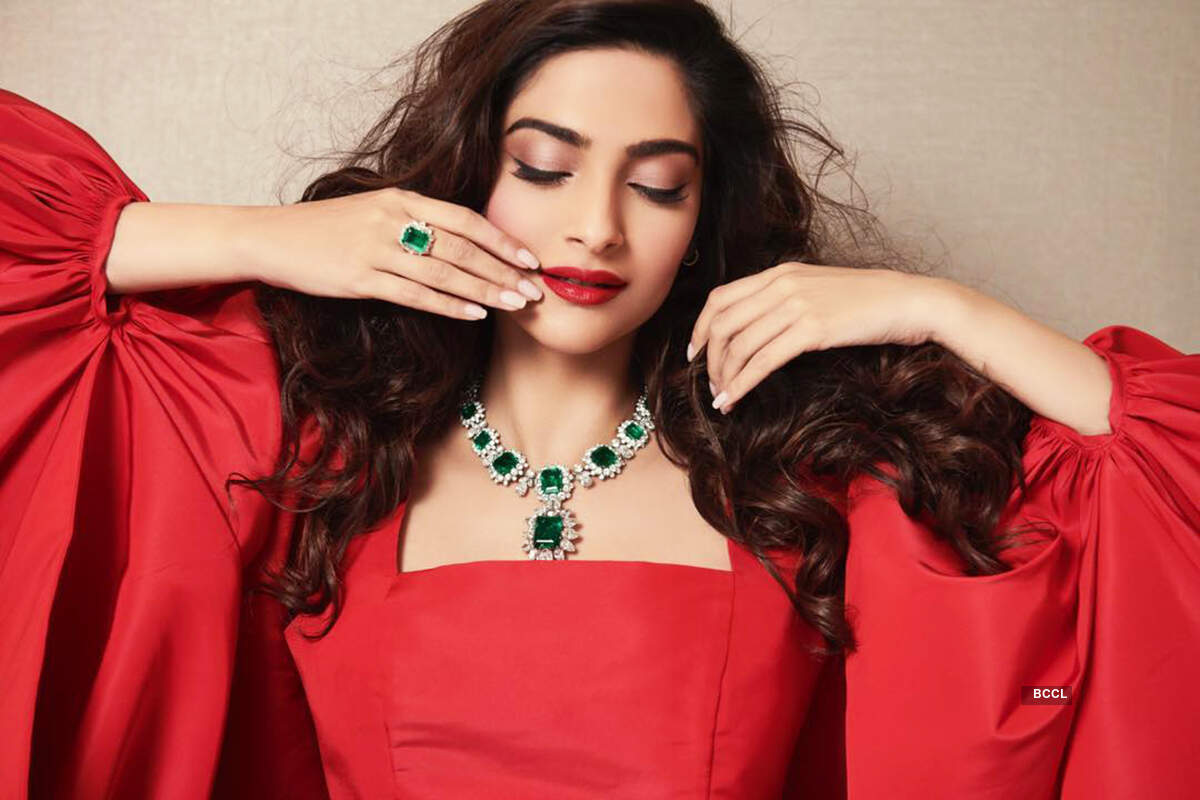 Sonam Kapoor pictures