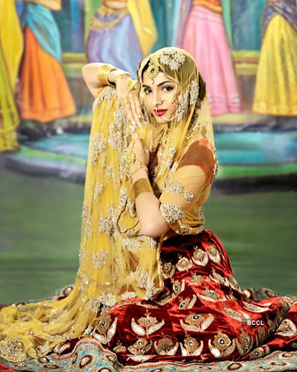Sonam Kapoor’s Mughal-e-Azam look for a photoshoot is breaking the internet