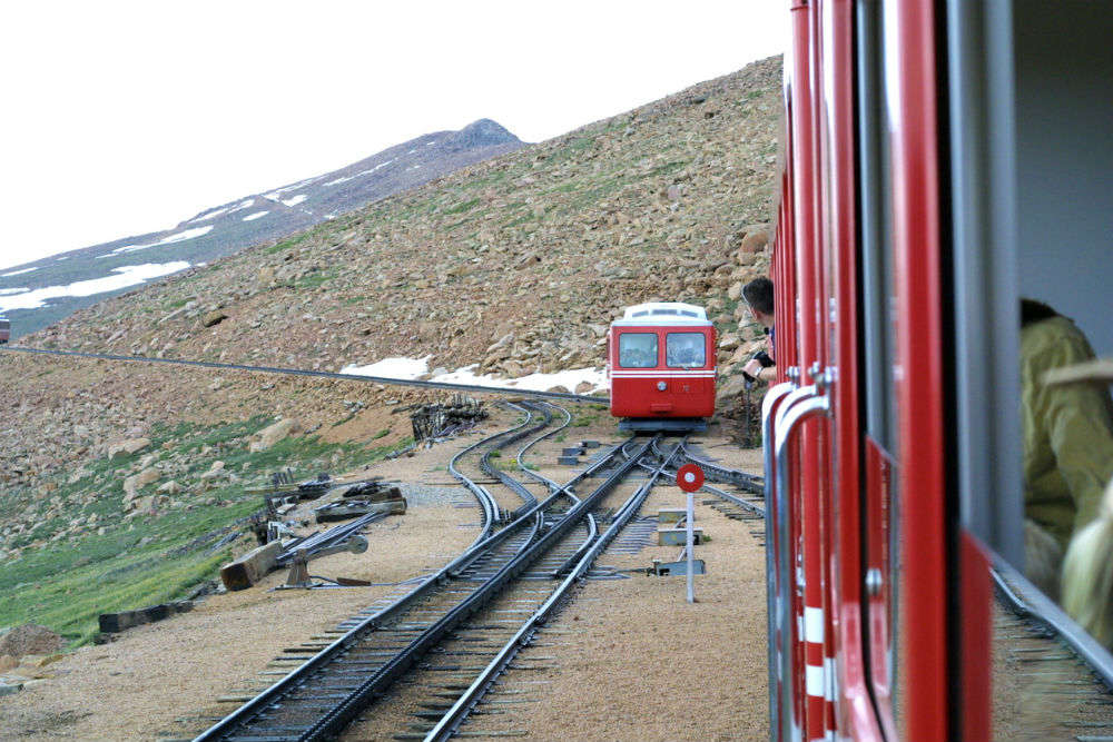 Gorgeous virtual train journeys to enjoy from the comfort of your couch! Gorgeous virtual train journeys to enjoy from the comfort of your couch!