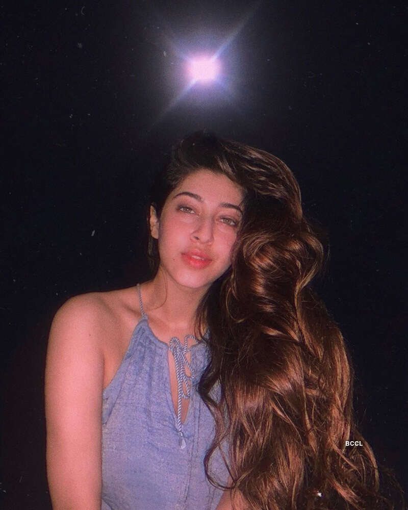 <BR> is turning heads with her bewitching pictures <BR> is turning heads with her bewitching pictures