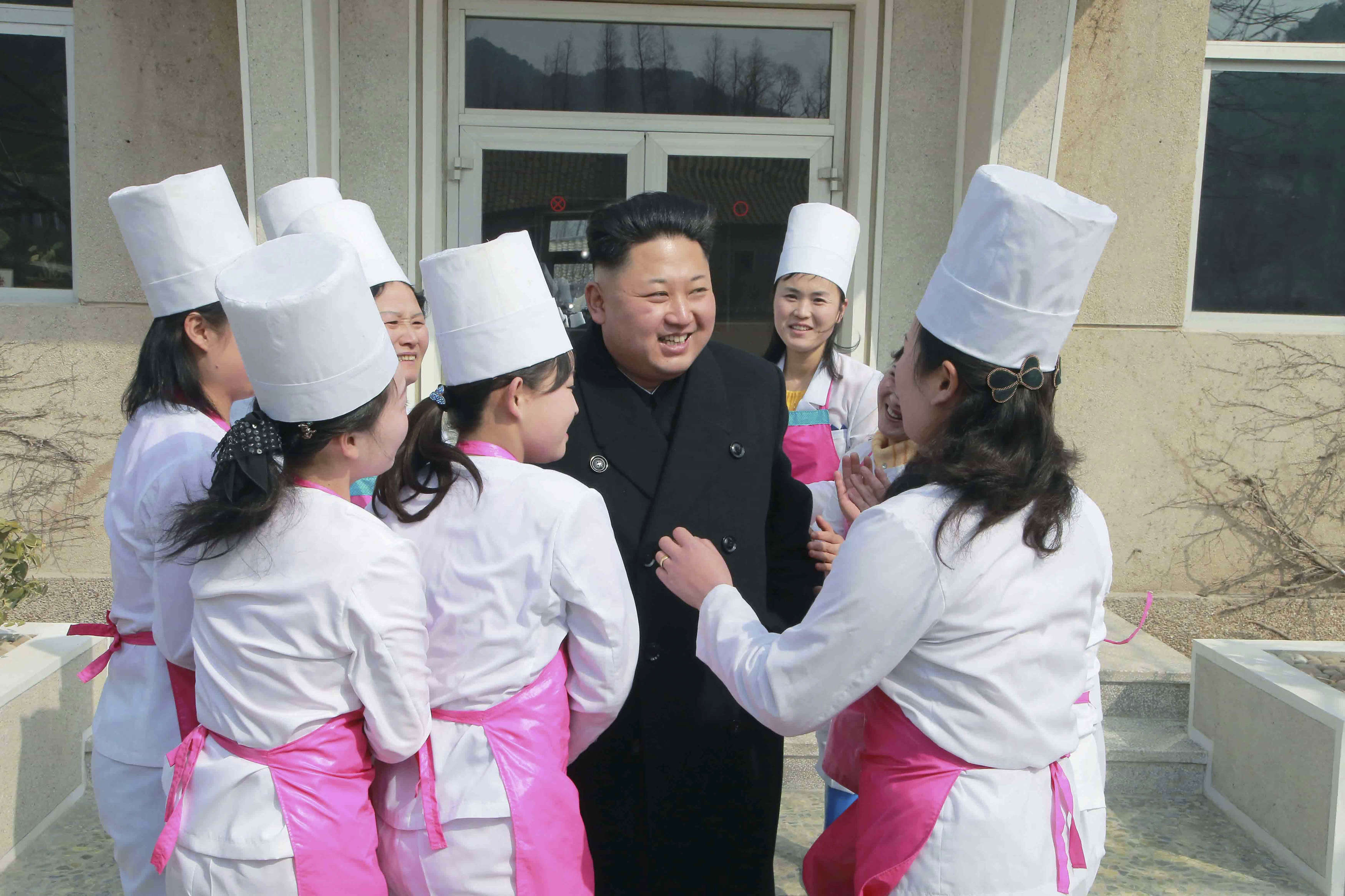 These 40 pictures of North Korea's leader Kim Jong Un will blow your mind