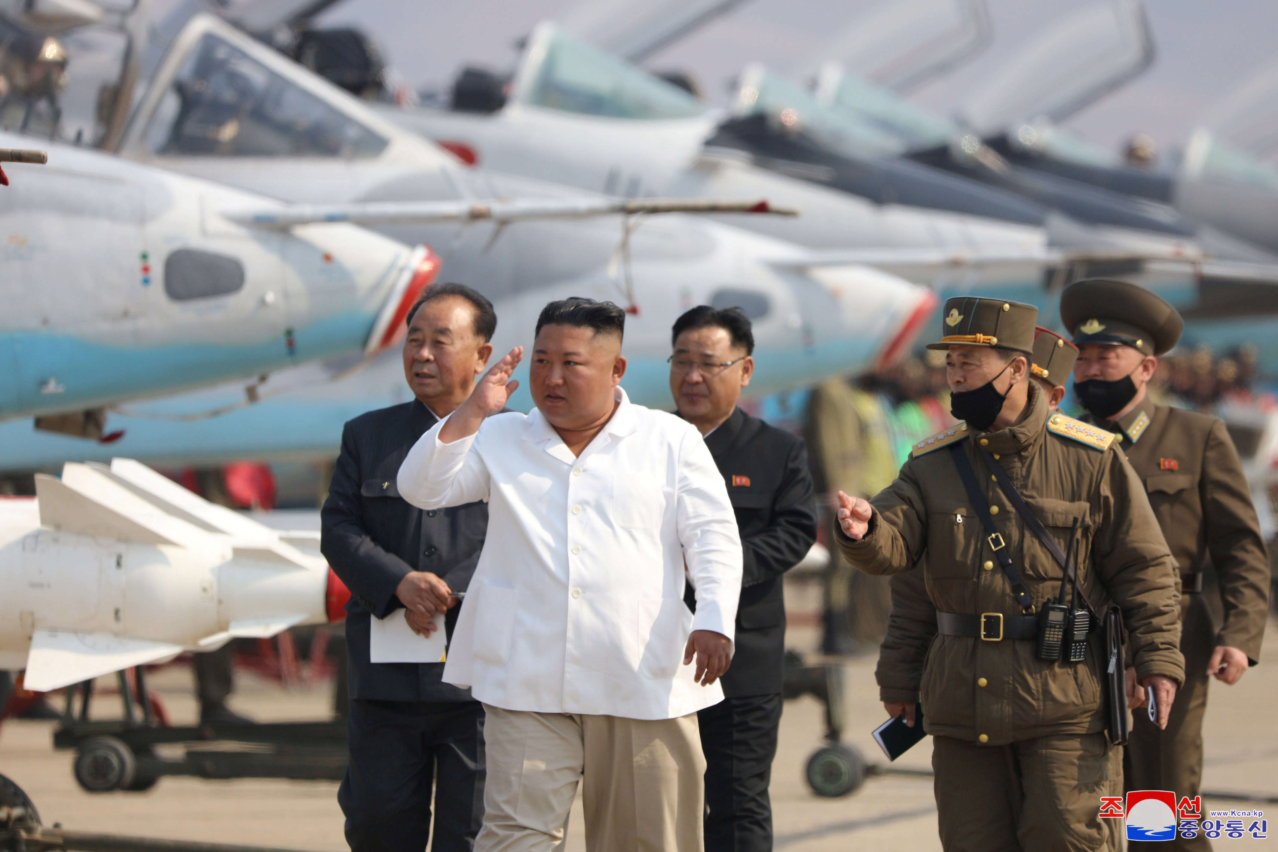 These 40 pictures of North Korea's leader Kim Jong Un will blow your mind