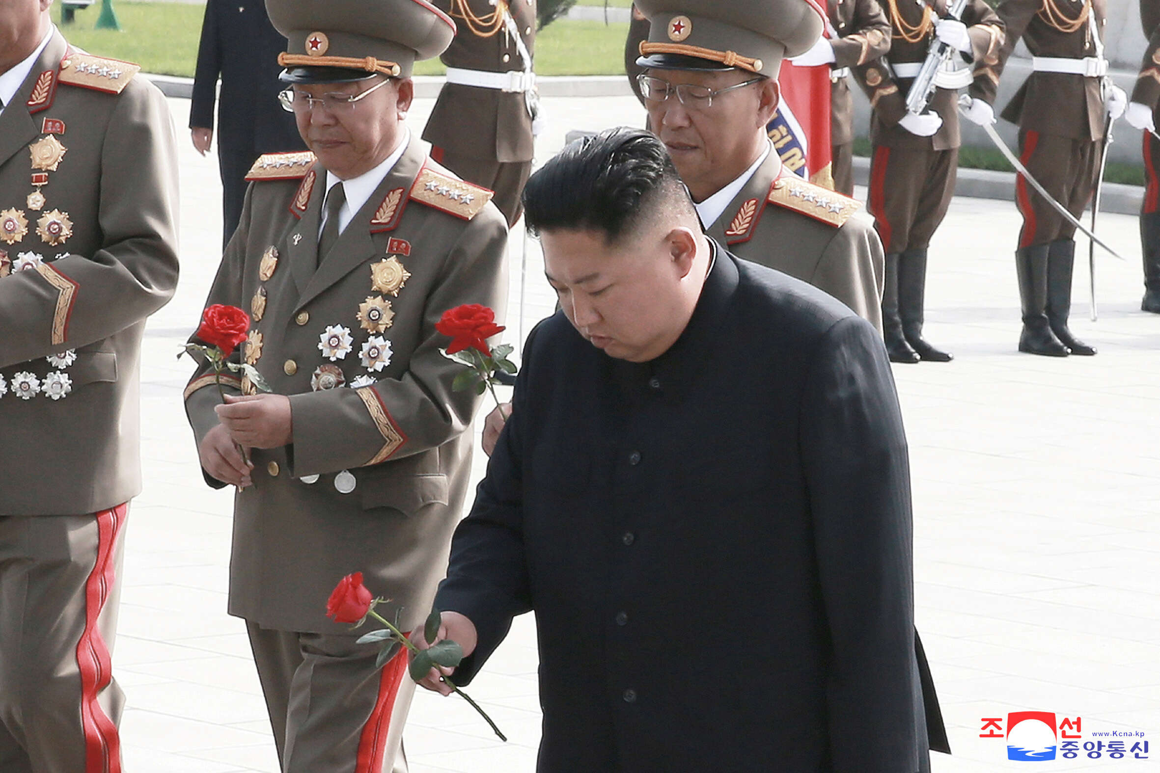 These 40 pictures of North Korea's leader Kim Jong Un will blow your mind