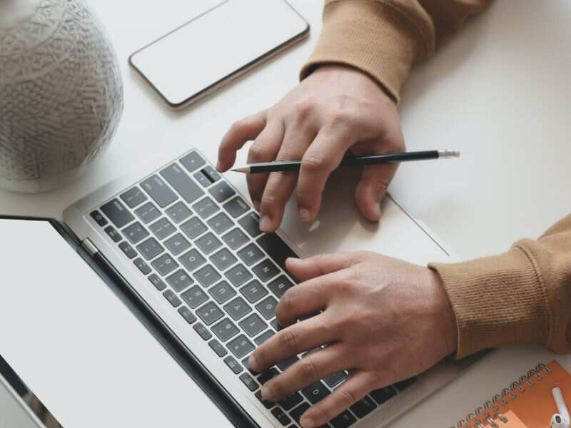 The scammer may even teach the victim on how to use Bitcoin to send ransom money