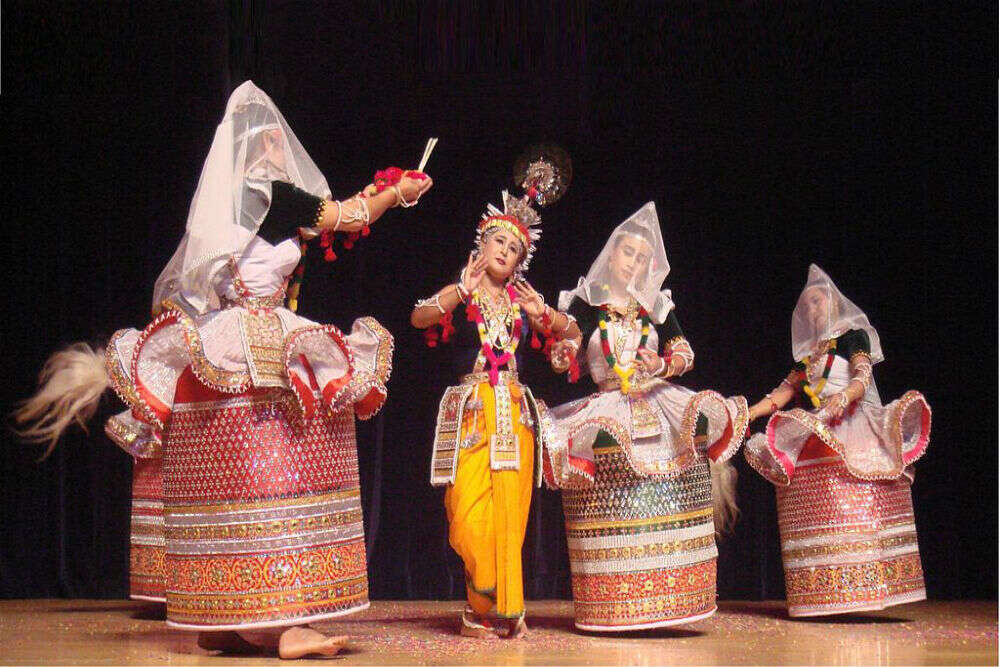 A walk through India: the famous classical Indian dance forms and their state of origin A walk through India: the famous classical Indian dance forms and their state of origin