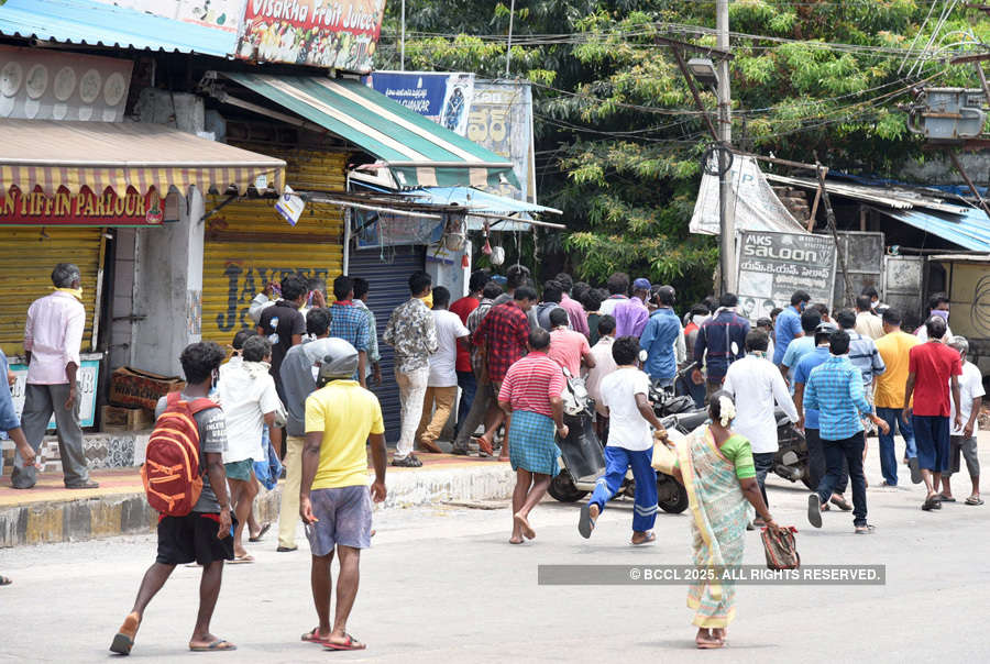 In pics: Long queues outside liquor shops as govt relaxes lockdown