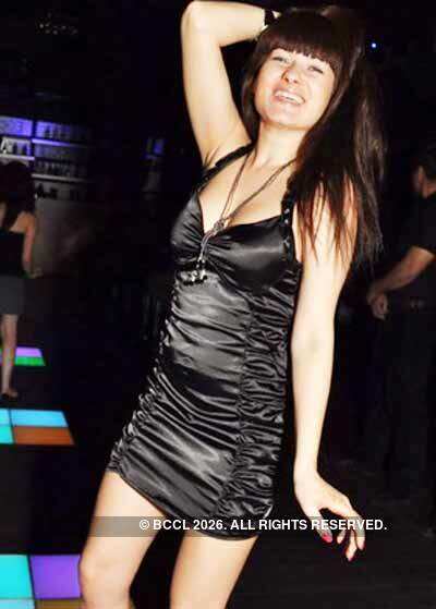 Yasheel Jain's b'day bash