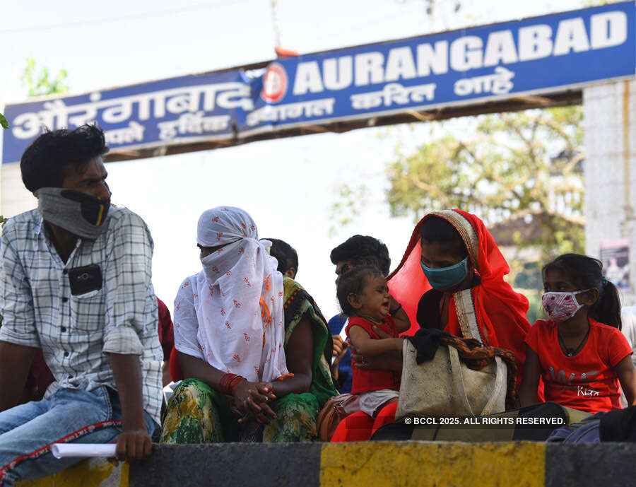 16 migrant labourers mowed down by freight train in Aurangabad