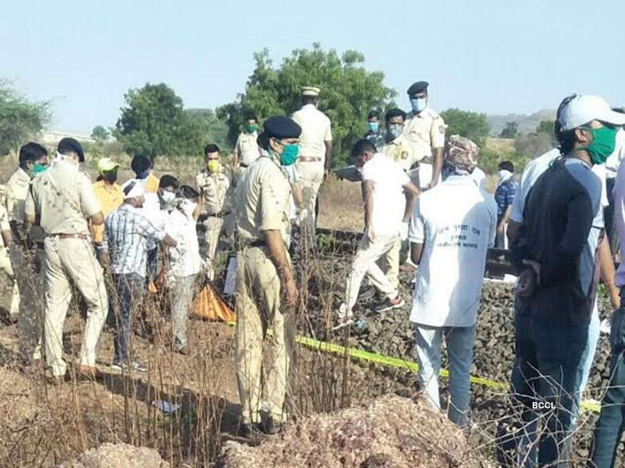 16 migrant labourers mowed down by freight train in Aurangabad