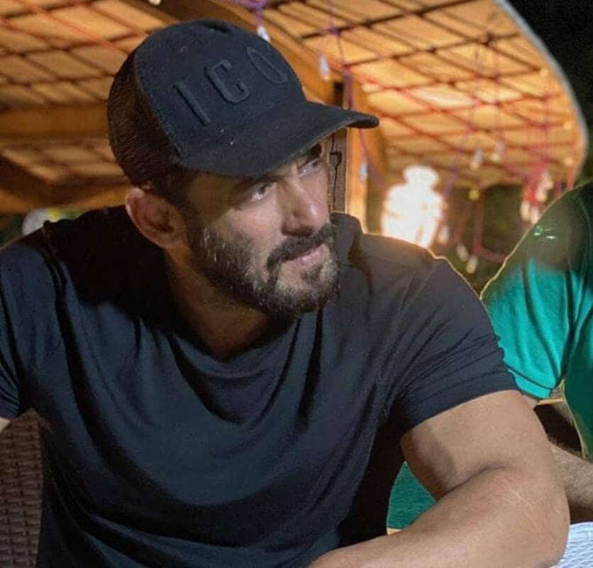 Salman Khan dedicates his new social media post to the farmers; says &ldquo;respect to all the farmers&rdquo;