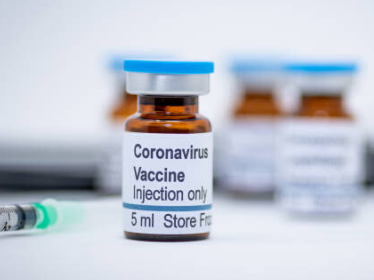 Coronavirus vaccine latest news / COVID-19 vaccine status update ...