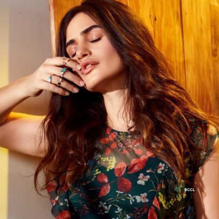 Gabriella Demetriades' stunning pictures are a rage on the internet