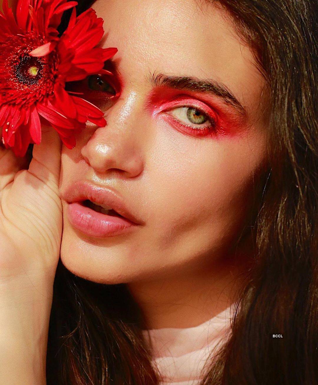 Gabriella Demetriades' stunning pictures are a rage on the internet