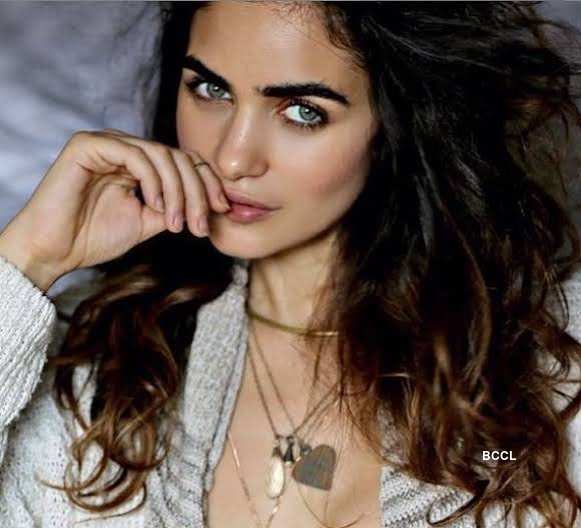 Gabriella Demetriades' stunning pictures are a rage on the internet