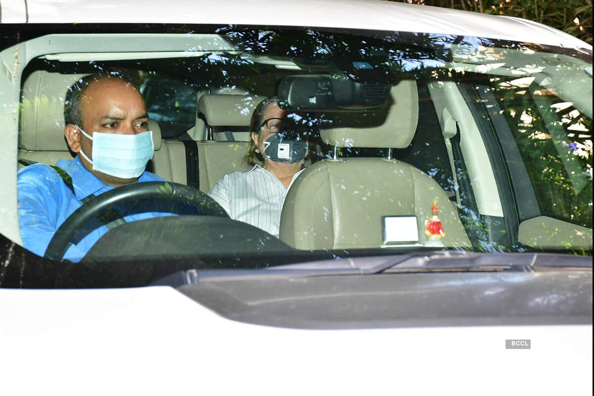 Rishi Kapoor&rsquo;s prayer meet pictures