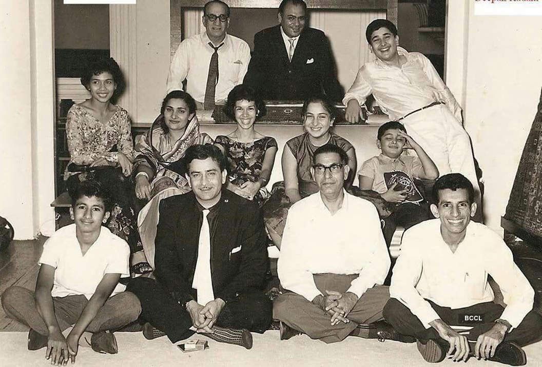 Kal Aaj Aur Kal, the Kapoor family through the years...