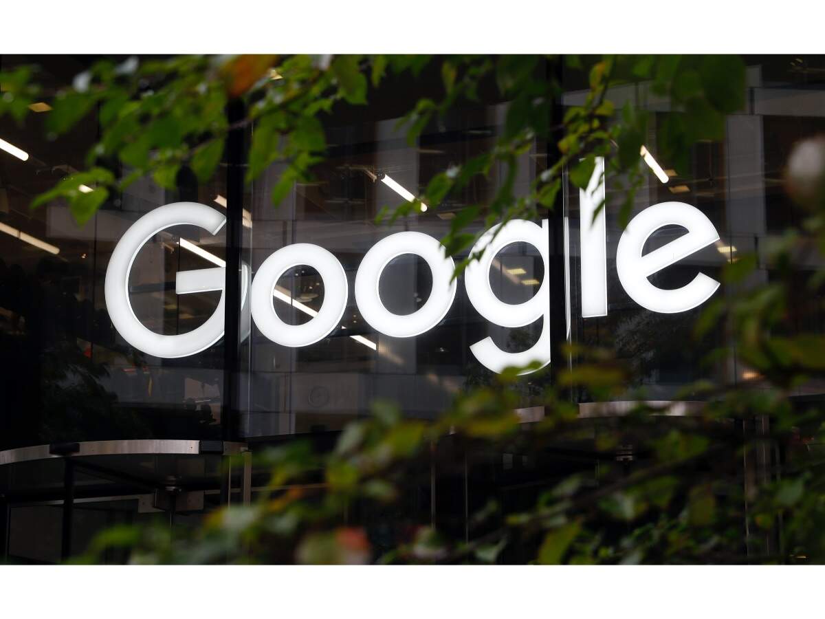 On how Apple and Google teams are collaborating to help fight Covid-19