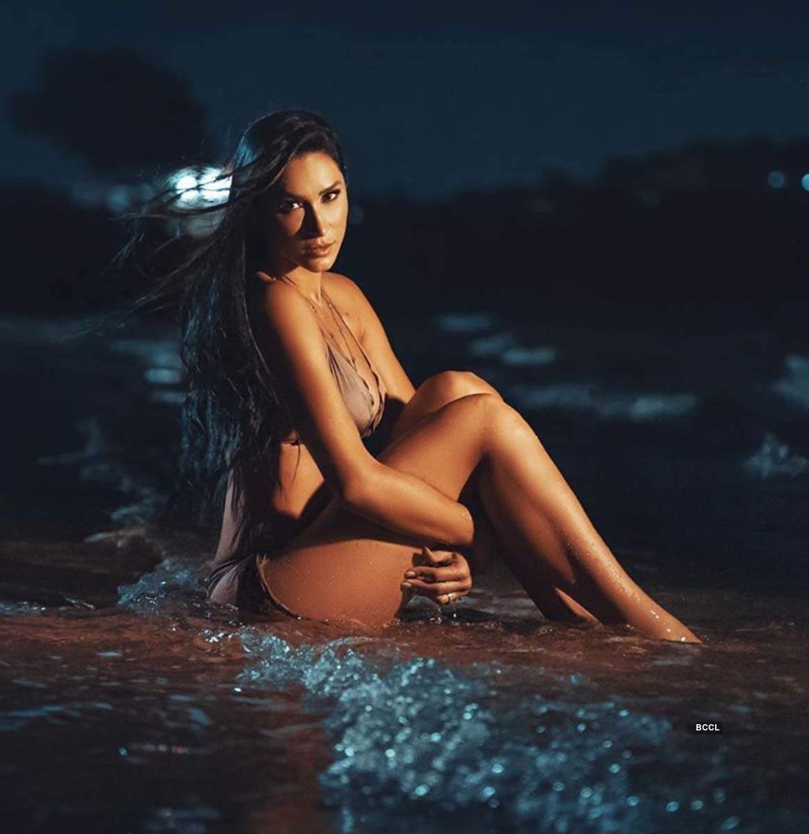 Stunning pictures of Brazilian volleyball star Jaqueline Carvalho